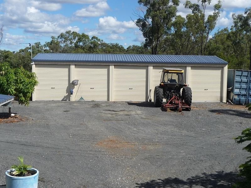 1929 Gladstone-Mt Larcom Rd, Mt Larcom, Calliope QLD 4680