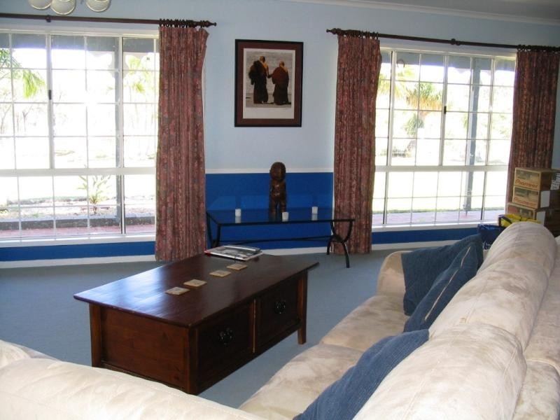 2 Goodman Road, Mount Larcom QLD 4695