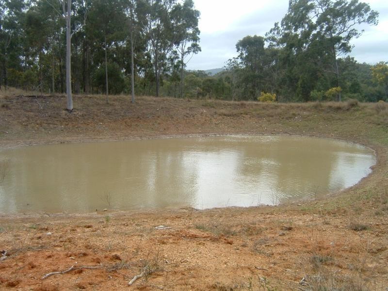2 Goodman Road, Mount Larcom QLD 4695