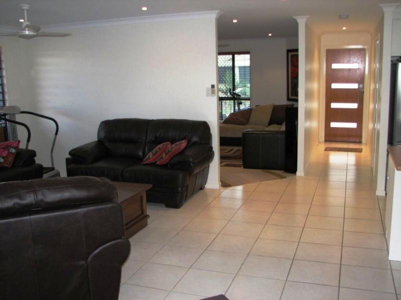 33 CENTRAL AVENUE, Calliope QLD 4680