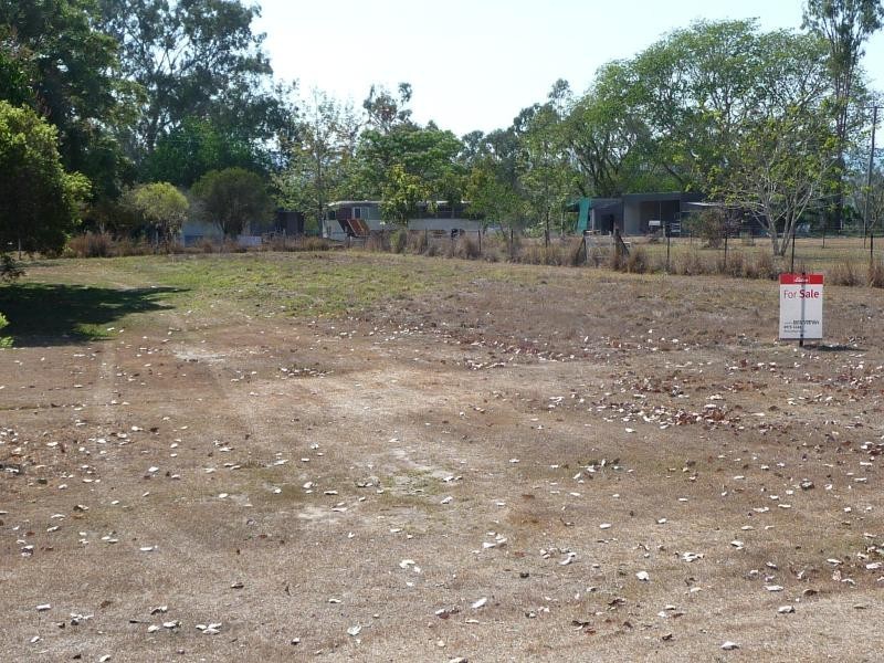 16 Dawes Street, Nagoorin QLD 4680