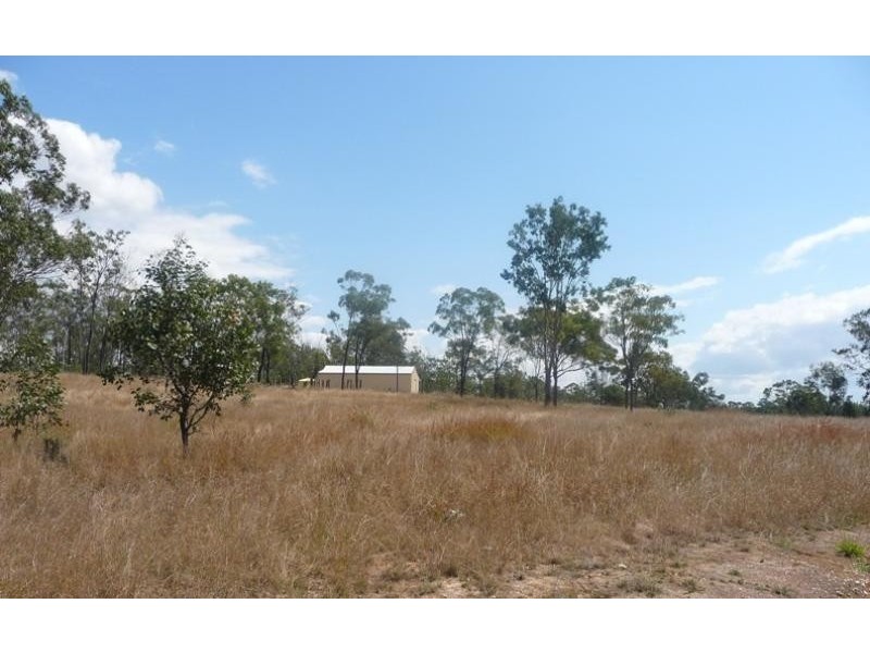 25 GOSTEVSKY ROAD, Mount Larcom QLD 4695