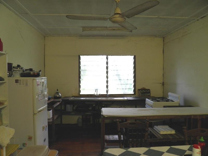 10 Gentle Annie Road, Nagoorin QLD 4680