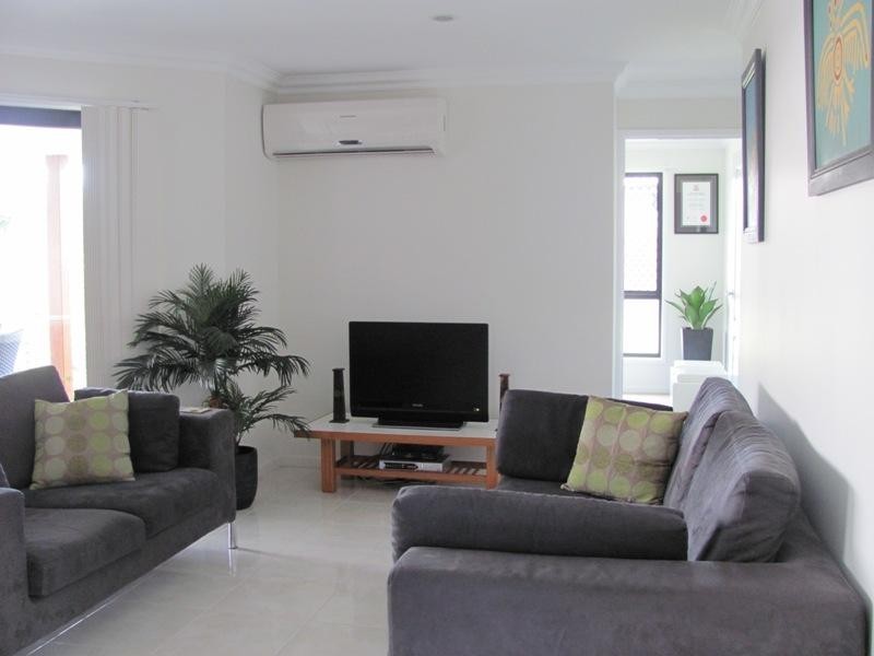 18 Sunpoint Way, Calliope QLD 4680