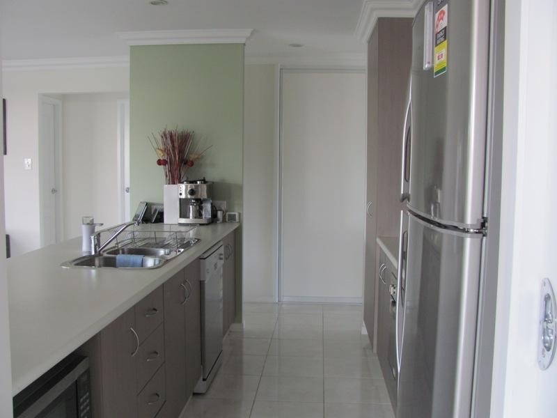 18 Sunpoint Way, Calliope QLD 4680