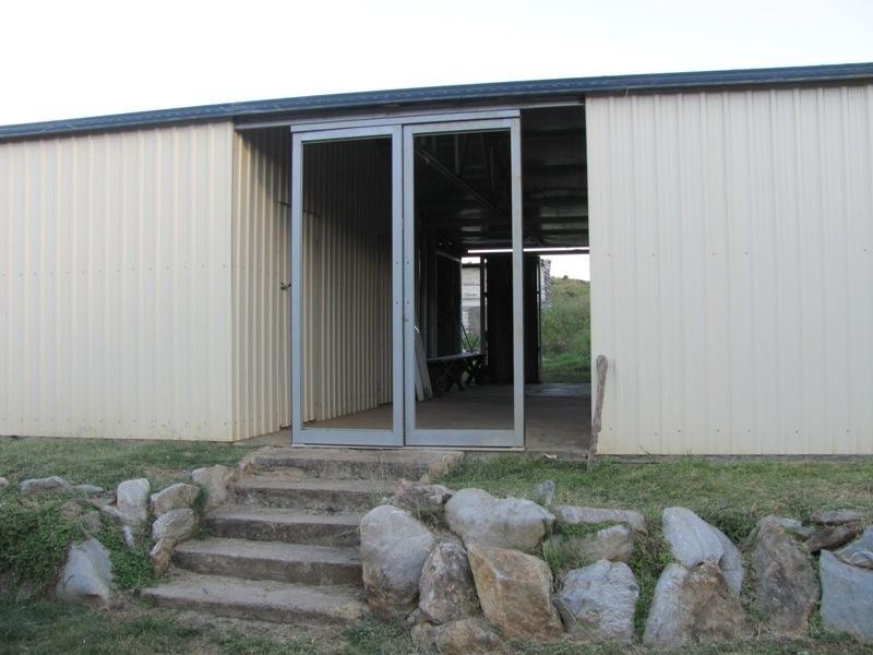 Mount Larcom QLD 4695