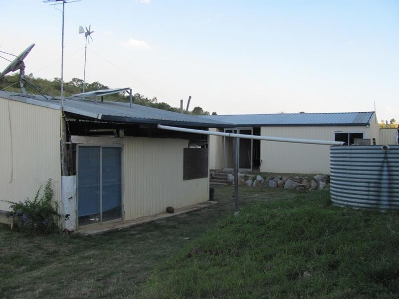 Mount Larcom QLD 4695