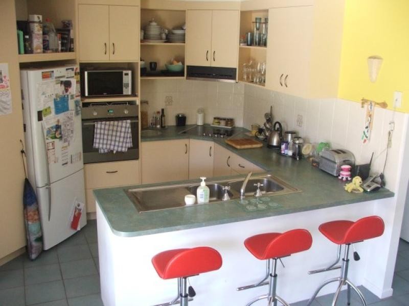 30 Mackerel Street, Sandstone Point QLD 4511