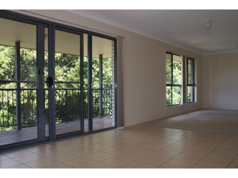 34 Benson Street, Piggabeen NSW 2486