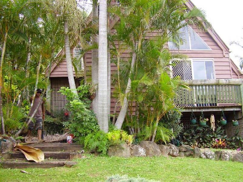 10 BROADWATER ESPLANADE, Bilambil Heights NSW 2486