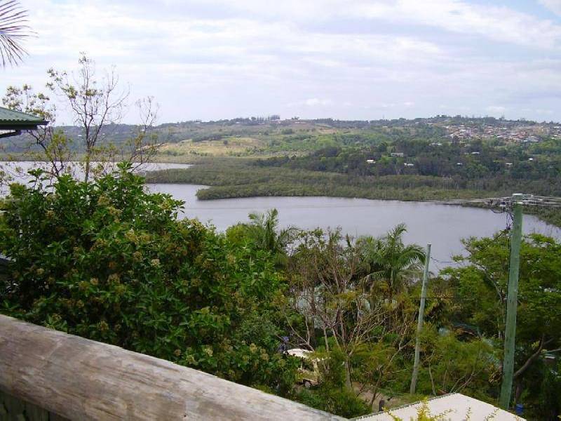 10 BROADWATER ESPLANADE, Bilambil Heights NSW 2486