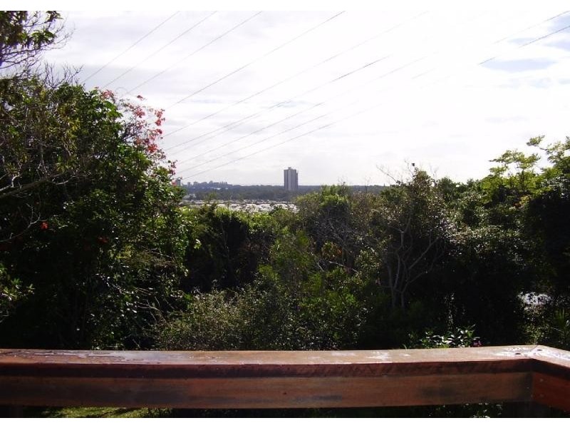 36 PIONEER PARADE, Banora Point NSW 2486