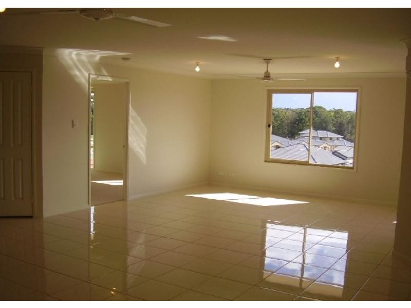 5 Wren Court, Tweed Heads South NSW 2486