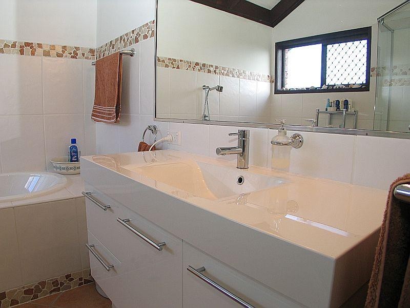 2/9 Summit Drive, Banora Point NSW 2486