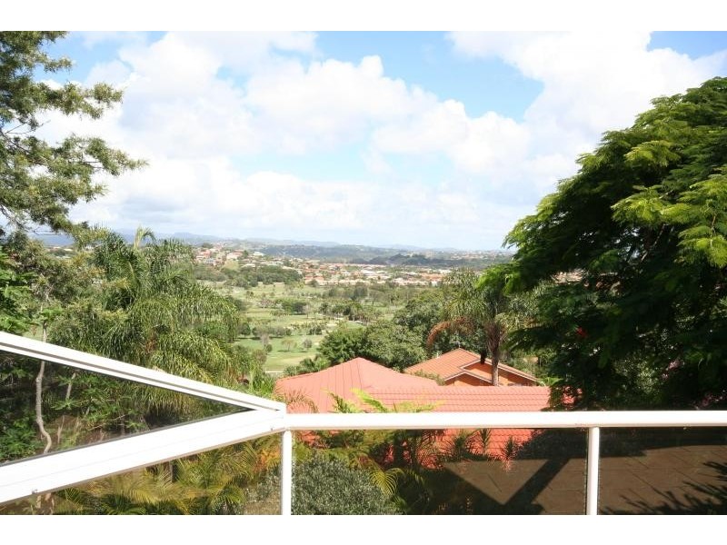 59 COMINAN AVENUE, Banora Point NSW 2486