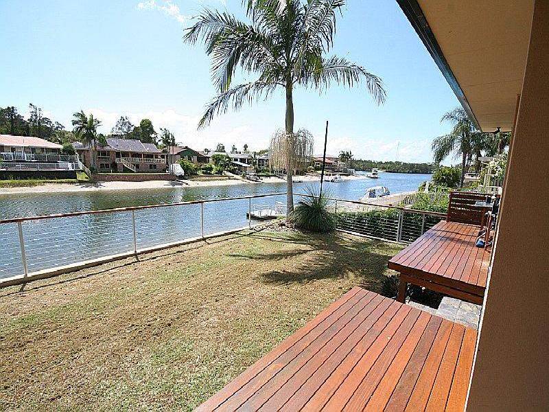3 CAPTAINS WAY, Banora Point NSW 2486