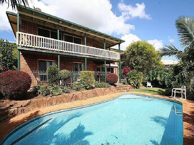 21 KINTYRE CRESCENT, Banora Point NSW 2486