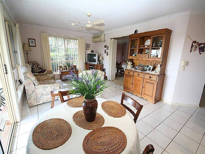 21 KINTYRE CRESCENT, Banora Point NSW 2486