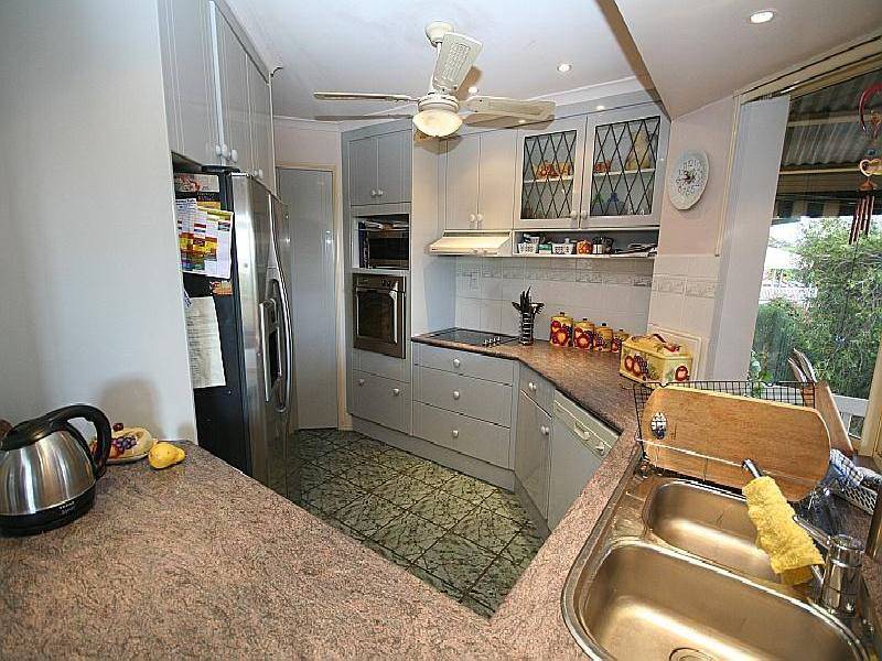 21 KINTYRE CRESCENT, Banora Point NSW 2486
