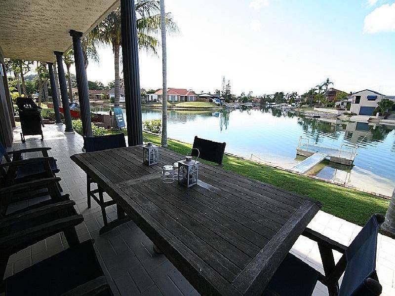 15 SHEARWATER PARADE, Tweed Heads NSW 2485