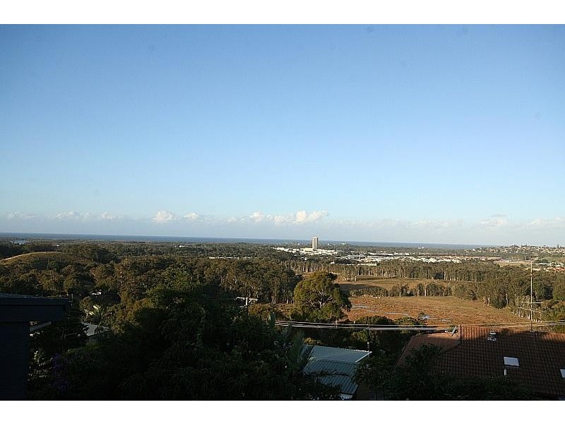 3 GLENYS STREET, Tweed Heads South NSW 2486