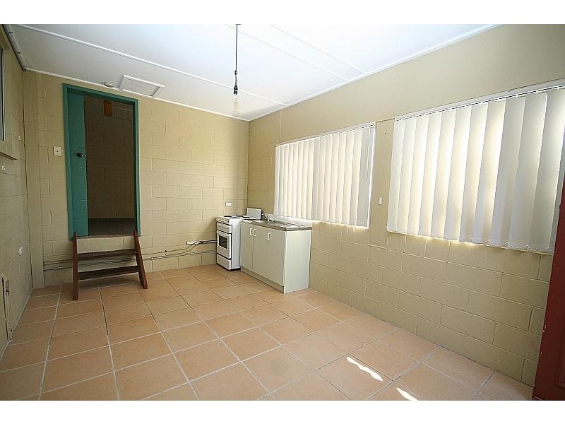 3 GLENYS STREET, Tweed Heads South NSW 2486