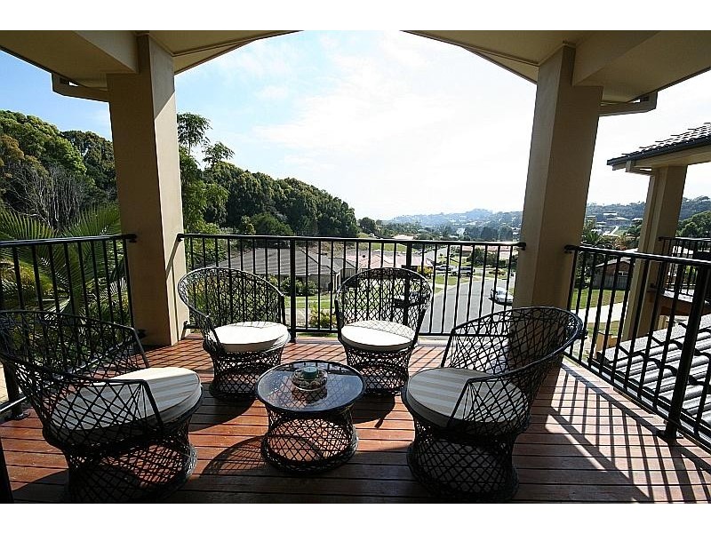 4 DROMARA COURT, Banora Point NSW 2486