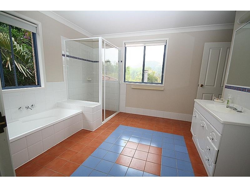 6 BENEVIS PLACE, Terranora NSW 2486