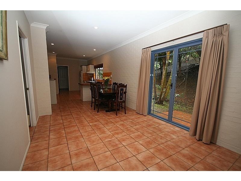 6 BENEVIS PLACE, Terranora NSW 2486