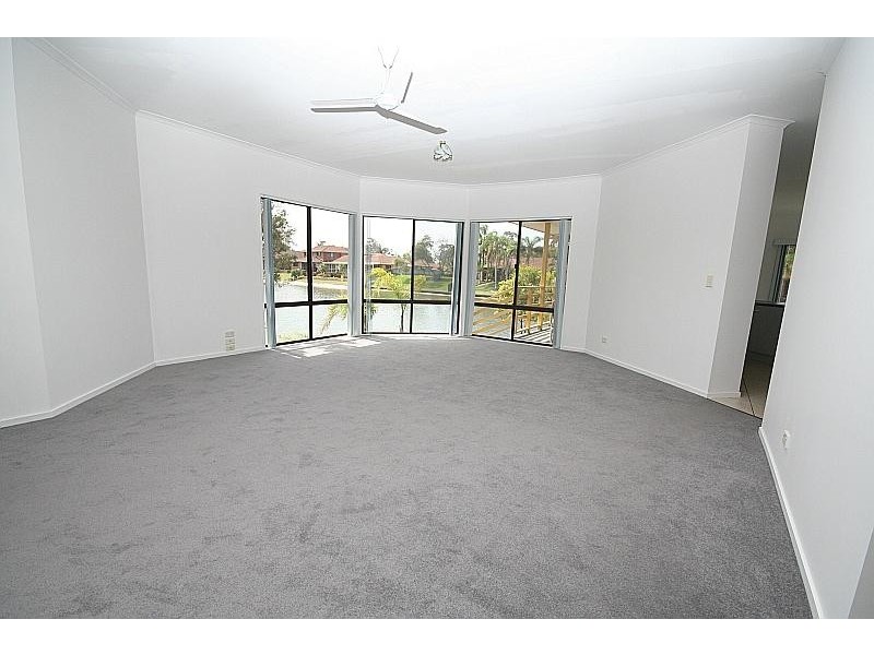 11 TATTLER COURT, Tweed Heads West NSW 2485