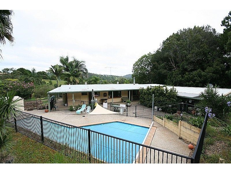 19 MOOMBA CRESCENT, Piggabeen NSW 2486