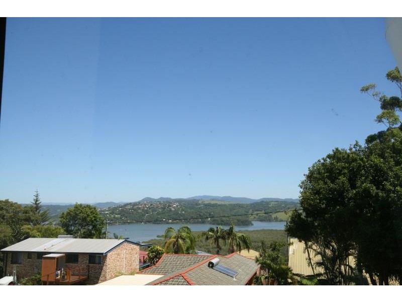 6 GLENYS STREET, Tweed Heads South NSW 2486