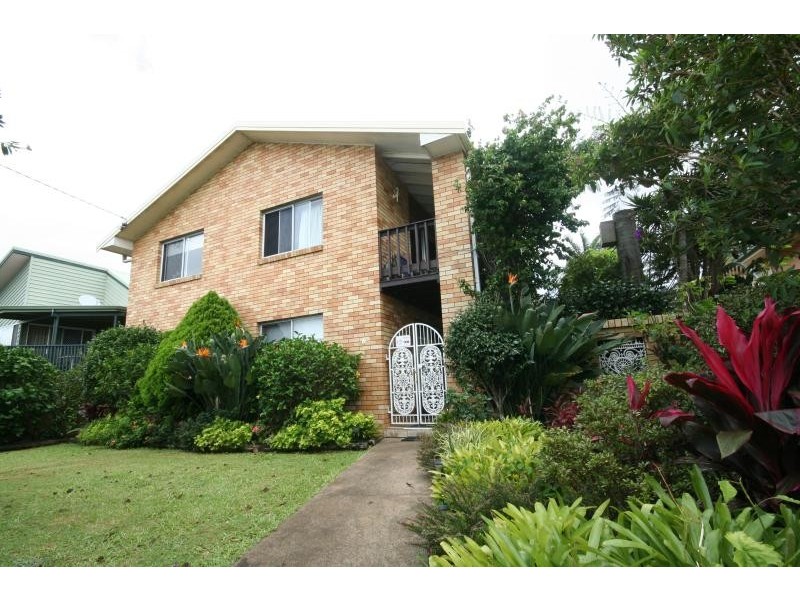 6 GLENYS STREET, Tweed Heads South NSW 2486