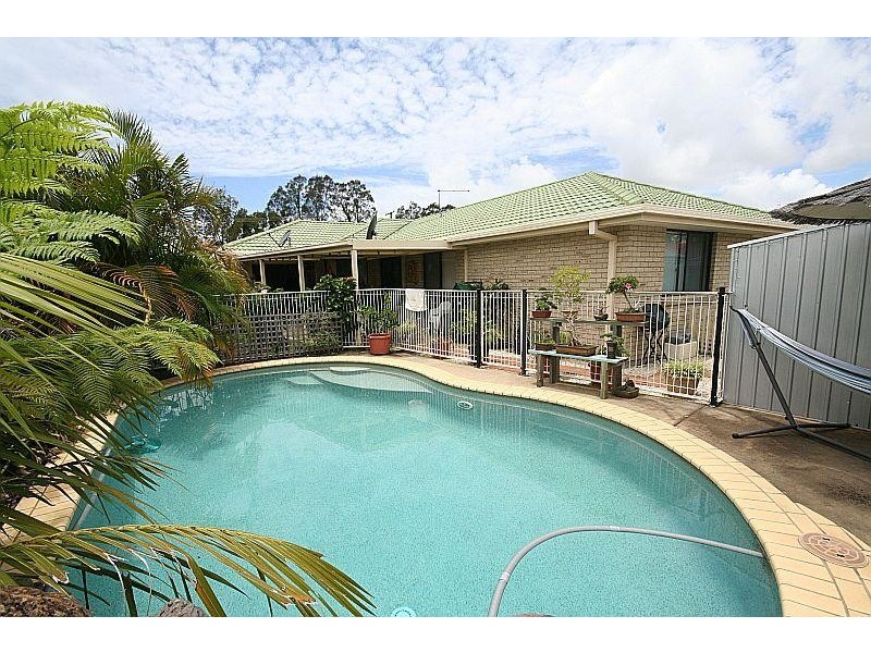 14 RUSSELL WAY, Tweed Heads South NSW 2486