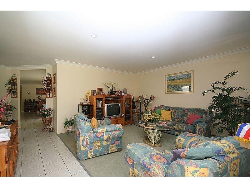 14 RUSSELL WAY, Tweed Heads South NSW 2486