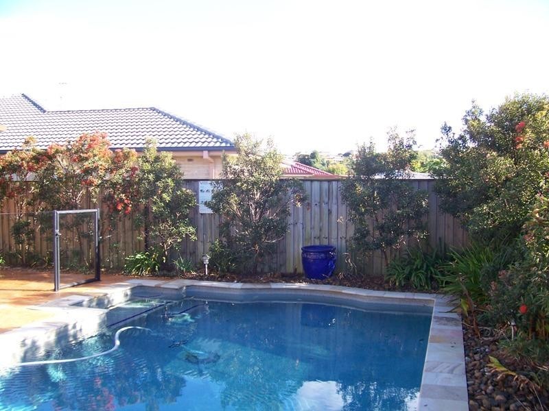 9 MAGNOLIA CRESCENT, Banora Point NSW 2486