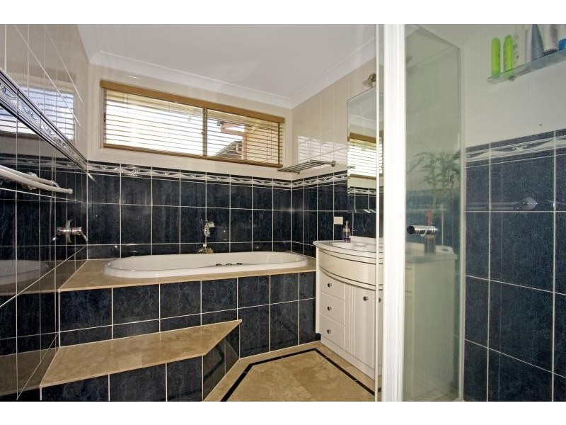 43 Laura Street, Banora Point NSW 2486