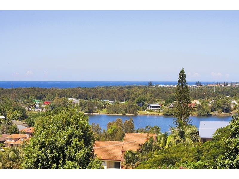 34 PACIFIC DRIVE, Banora Point NSW 2486