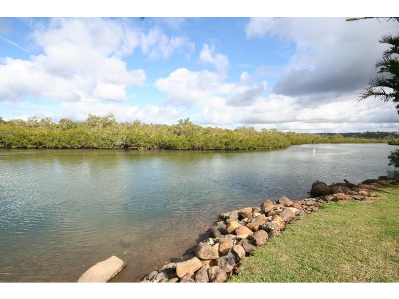 160 KENNEDY DRIVE, Tweed Heads West NSW 2485