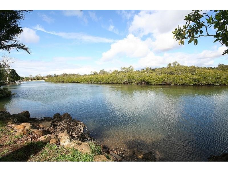 160 KENNEDY DRIVE, Tweed Heads West NSW 2485