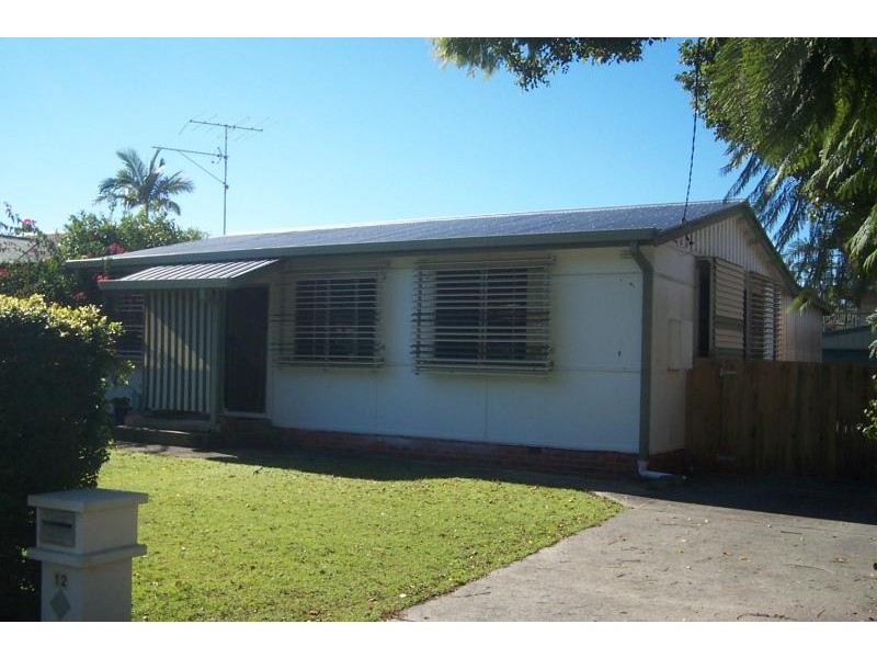 12 COX DRIVE, Tweed Heads South NSW 2486