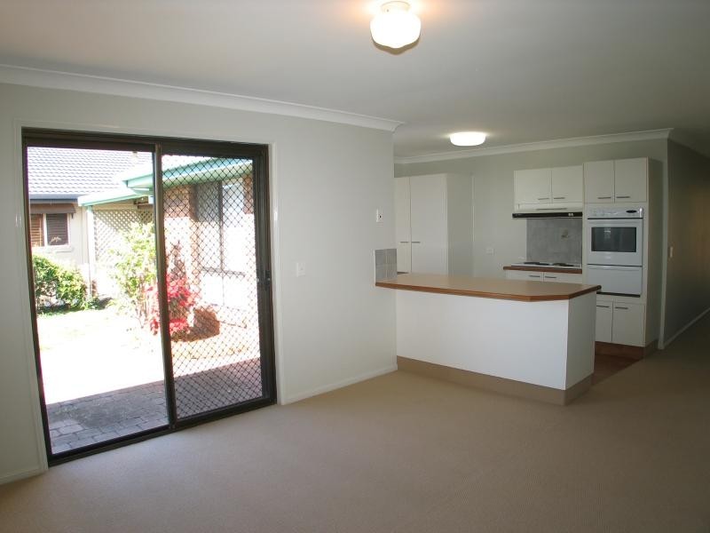 20 Oakland Parade, Banora Point NSW 2486