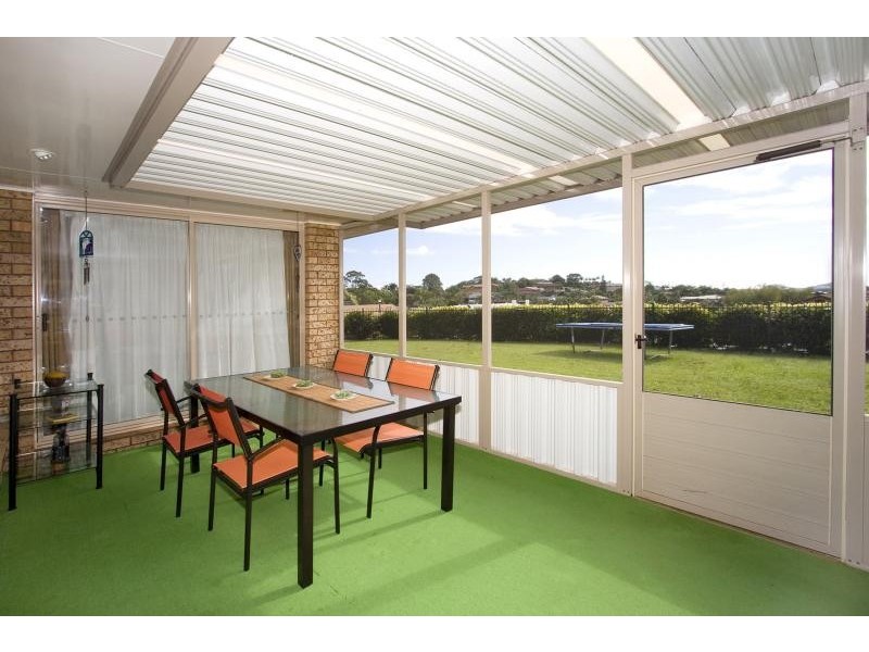 1 CHESTNUT DRIVE, Banora Point NSW 2486