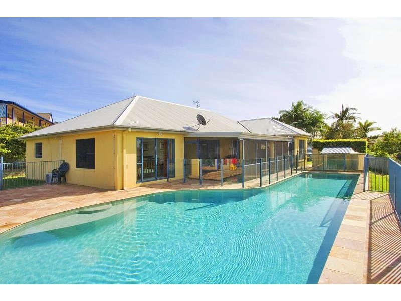 16 GLENBRAE DRIVE, Terranora NSW 2486