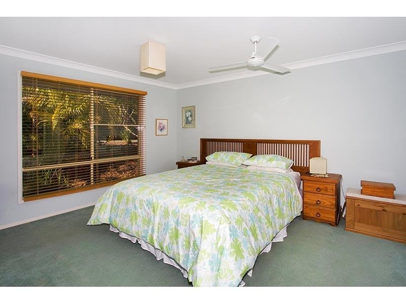 19 Donegal Court, Banora Point NSW 2486