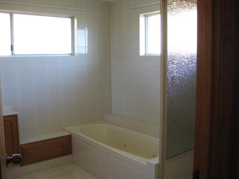 5 Elsie Street, Banora Point NSW 2486