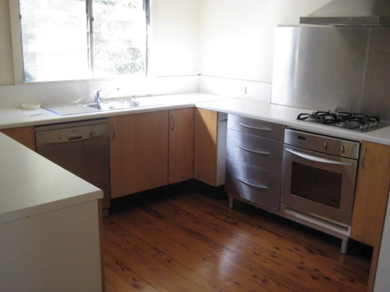 10 LAKEVIEW PARADE, Tweed Heads South NSW 2486