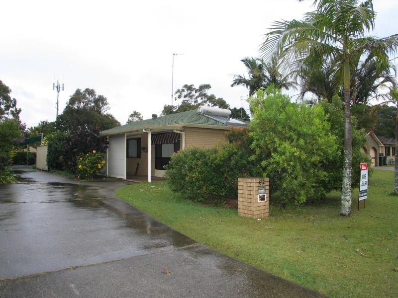82 BLUNDELL BOULEVARDE, Tweed Heads South NSW 2486