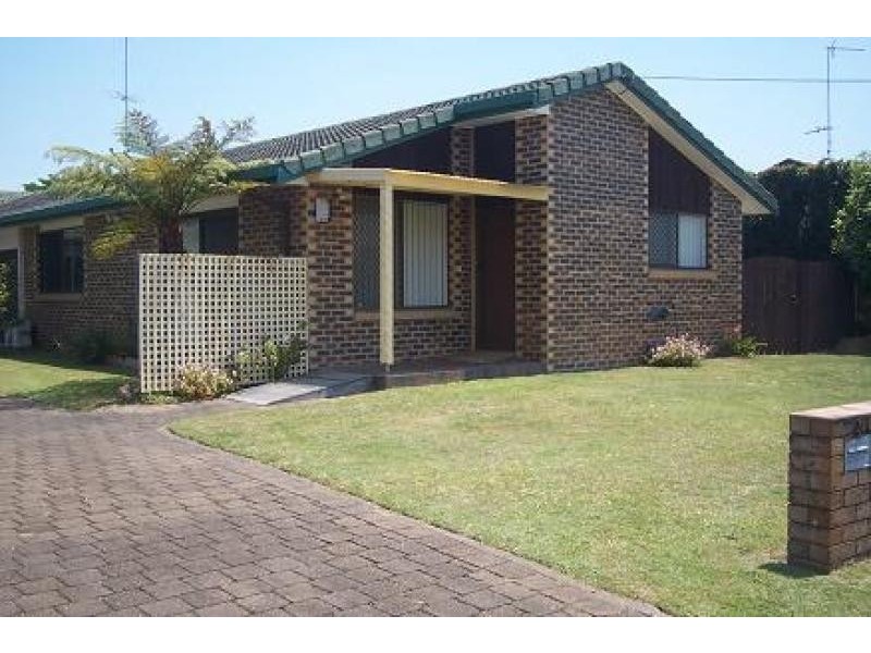 Unit 1/96 Blundell Boulevard, Tweed Heads South NSW 2486