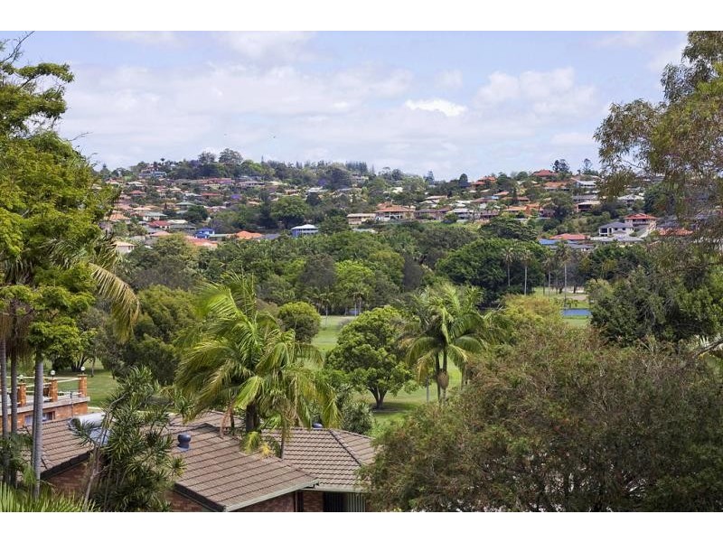 130 DARLINGTON DRIVE, Banora Point NSW 2486